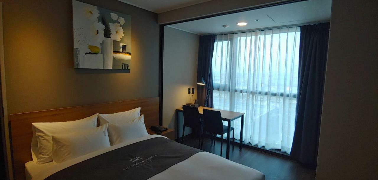 Western Bay Marina Hotel 平沢市 エクステリア 写真