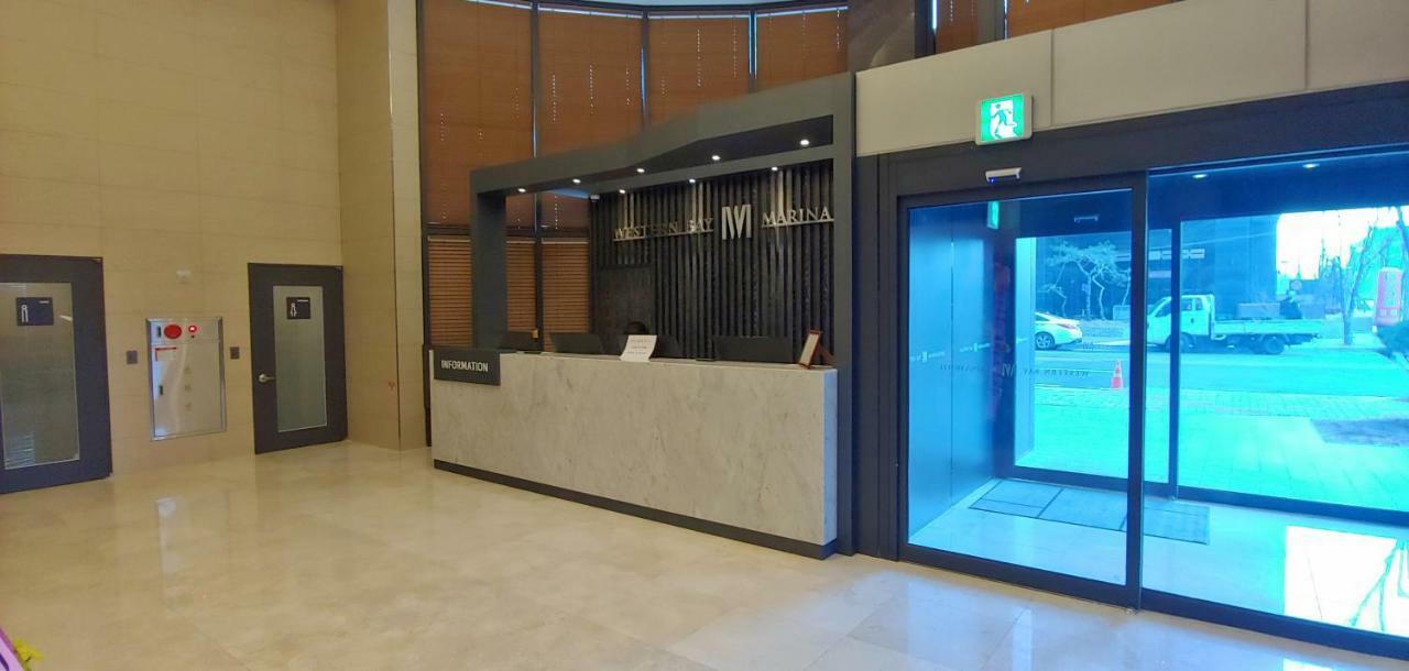 Western Bay Marina Hotel 平沢市 エクステリア 写真