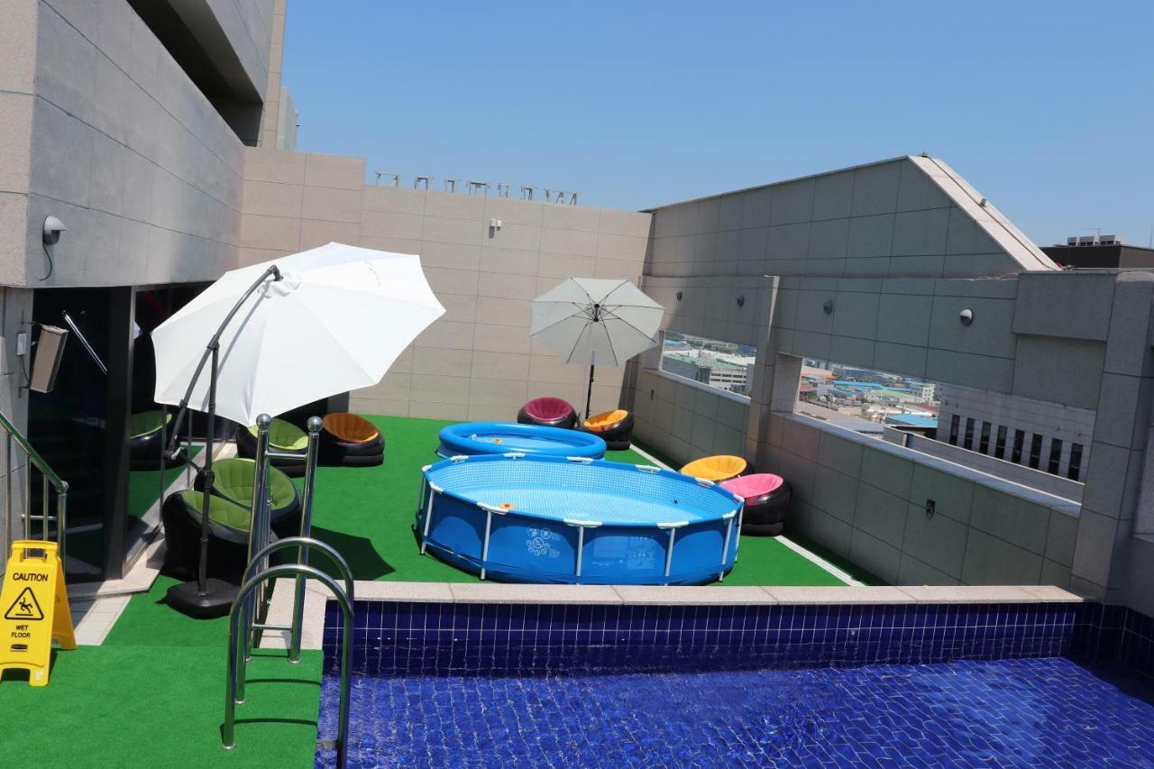 Western Bay Marina Hotel 平沢市 エクステリア 写真
